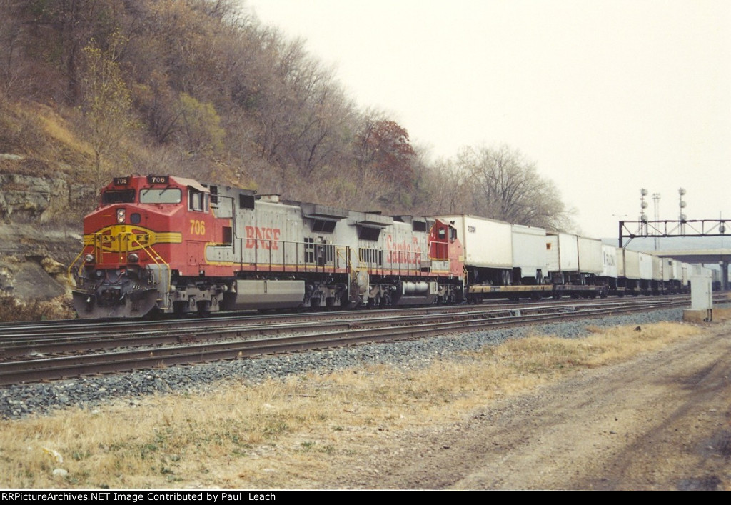 Intermodal cruises west through Hoffman